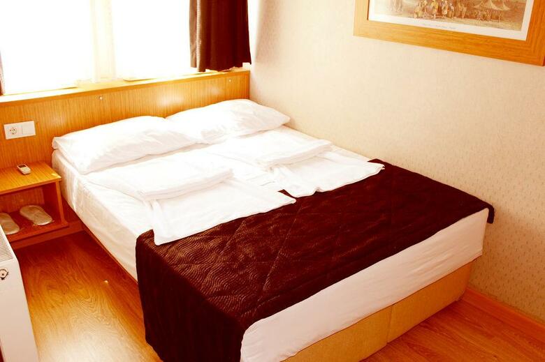 Agora Boutique Hotel & Bistro