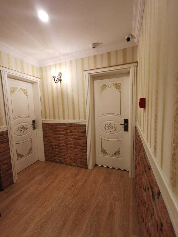 Agora Boutique Hotel & Bistro