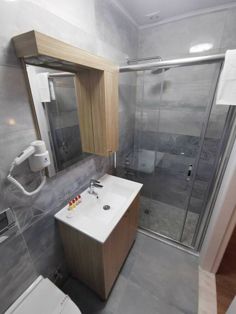 Agora Boutique Hotel & Bistro