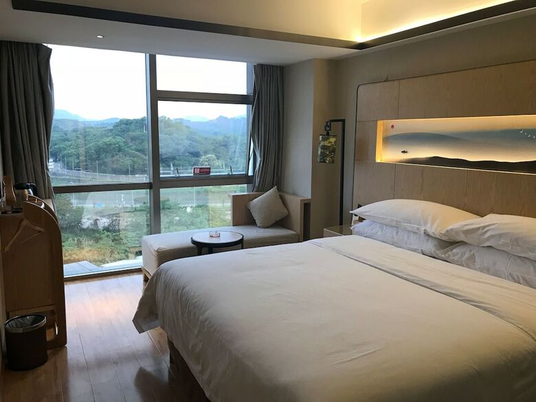 Hotel Chengyue Holiday Inn