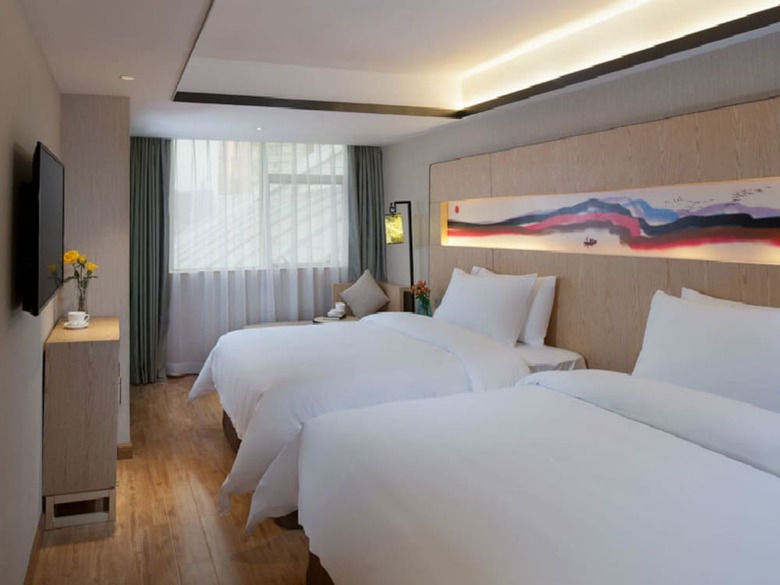Hotel Chengyue Holiday Inn