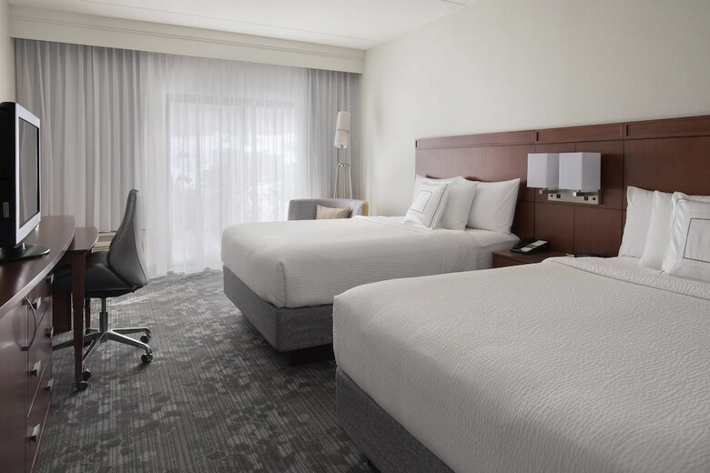 Hotel Courtyard By Marriott Boston Norwood/canton