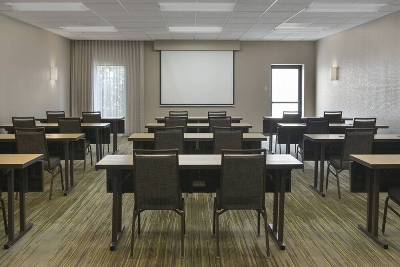 Hotel Courtyard By Marriott Boston Norwood/canton