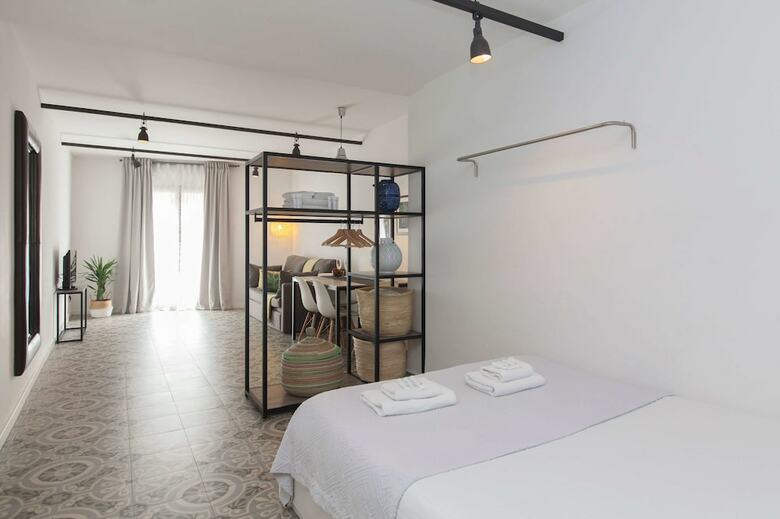 Short Stay Group Liceu Serviced Apartments
