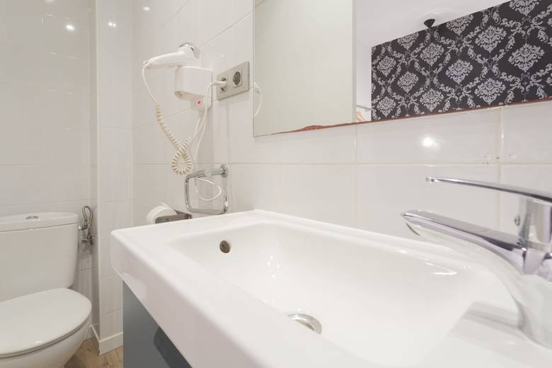 Short Stay Group Liceu Serviced Apartments