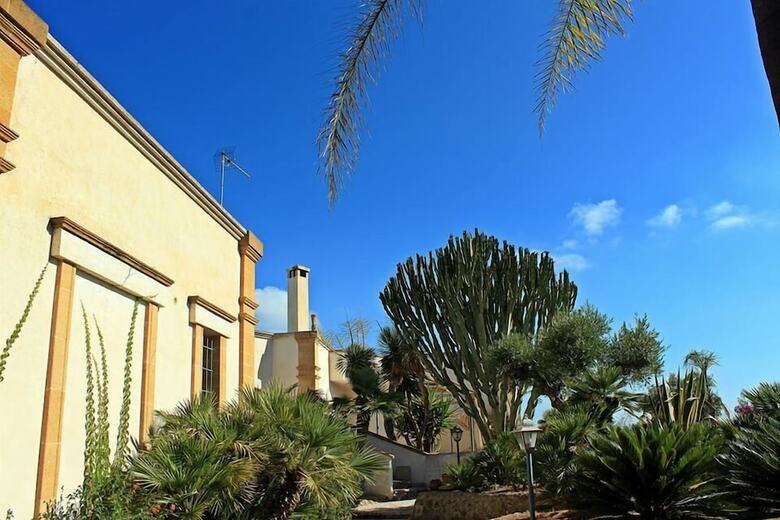 Bed & Breakfast A Giummara