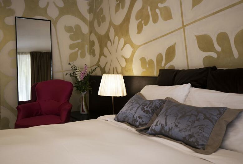 Avogaria 5 Rooms