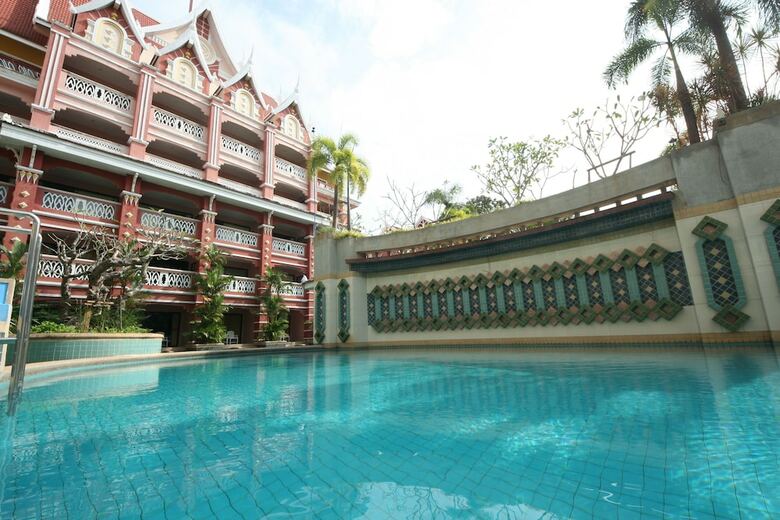 Hotel Aonang Ayodhaya Beach Resort