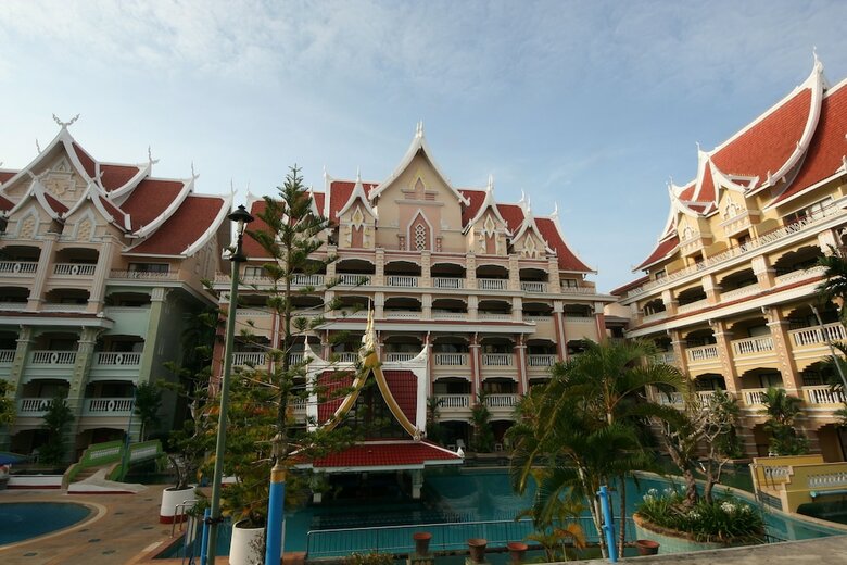 Hotel Aonang Ayodhaya Beach Resort
