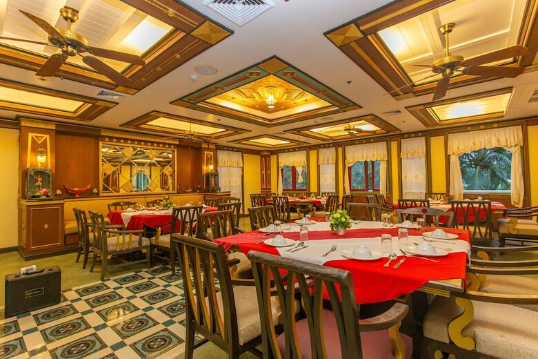Hotel Aonang Ayodhaya Beach Resort