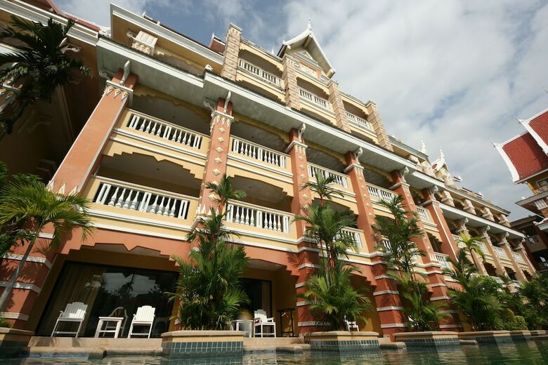 Hotel Aonang Ayodhaya Beach Resort