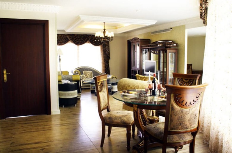 Hotel Four Seasons Place