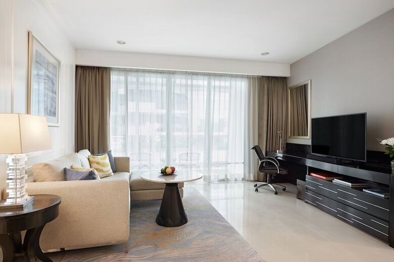 Dusit Suites Hotel Ratchadamri, Bangkok