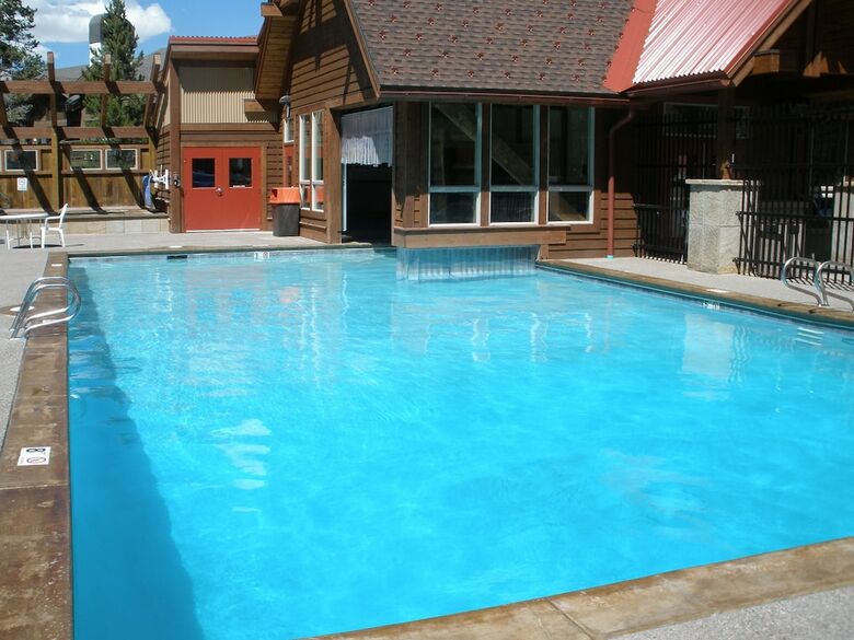 Cimarron By Ski Village Resorts