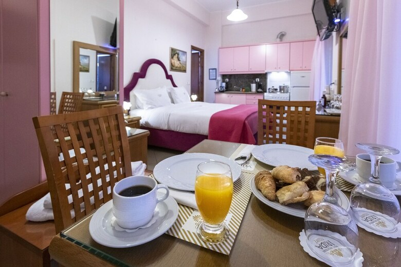 Hotel Irida Resort