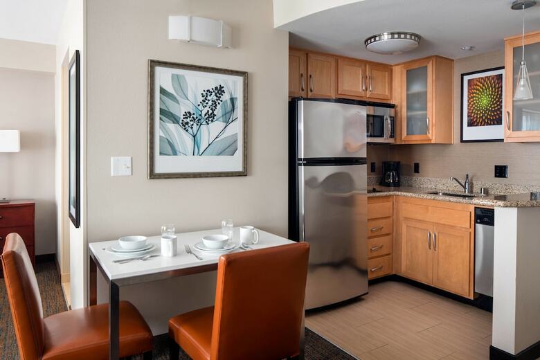 Hotel Residence Inn By Marriott Downtown Long Beach