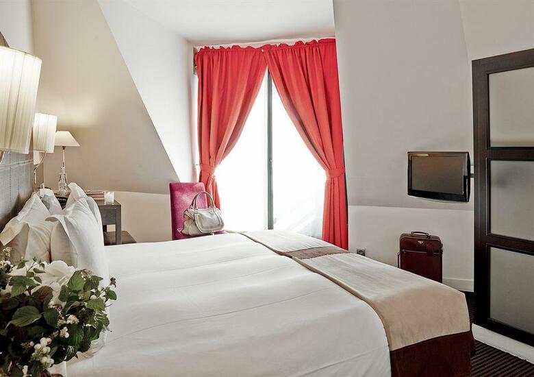 Plaza Tour Eiffel Hotel