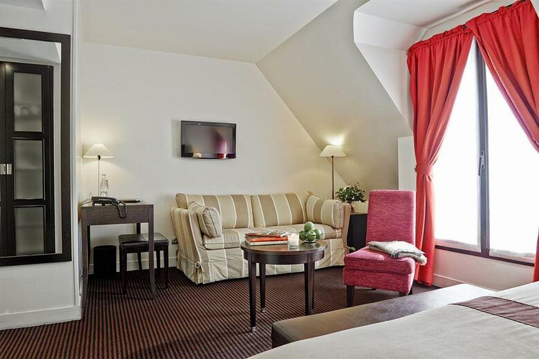 Plaza Tour Eiffel Hotel