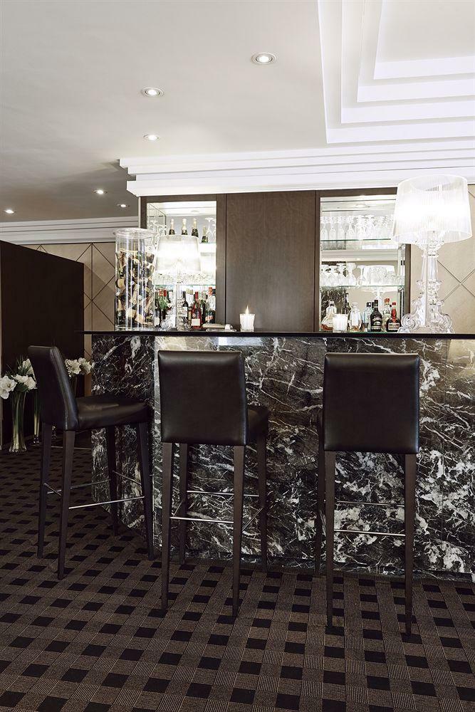 Plaza Tour Eiffel Hotel