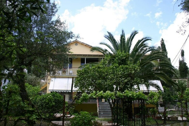 Apartamentos Laopetra Studios