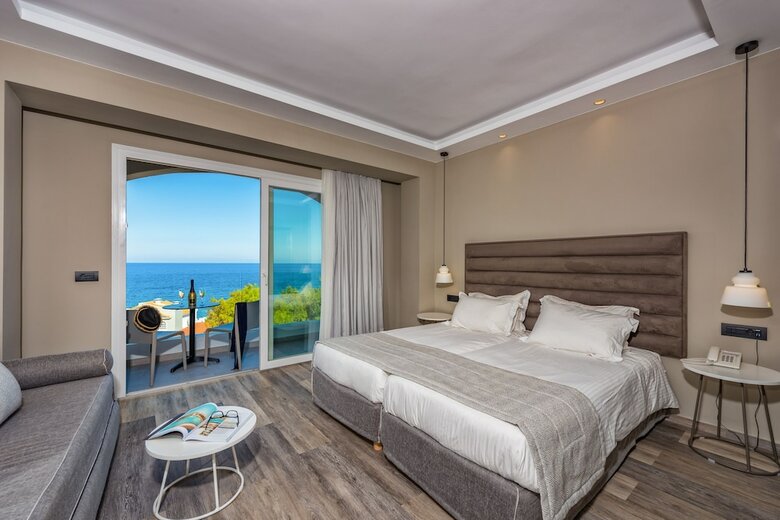 Hotel Alexandra Beach Resort & Spa