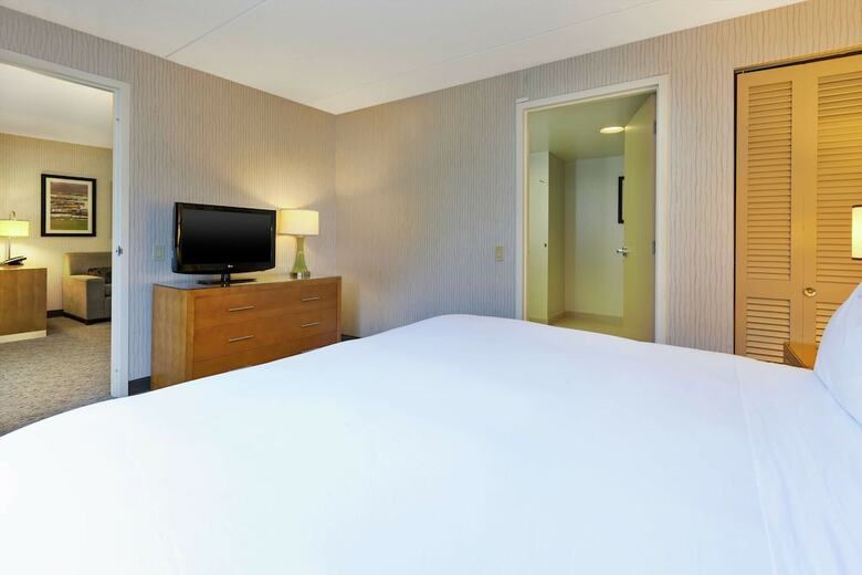 Hotel Embassy Suites By Hilton Auburn Hills