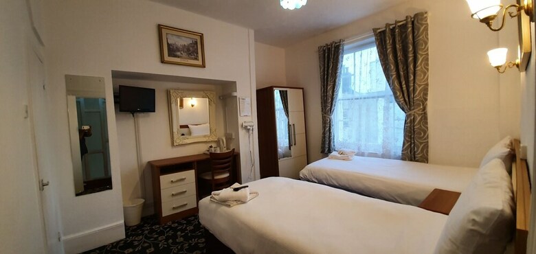 Hotel Andorra Guest Accommodation