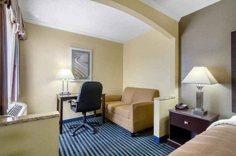 Hotel Quality Inn Merriam Kansas City