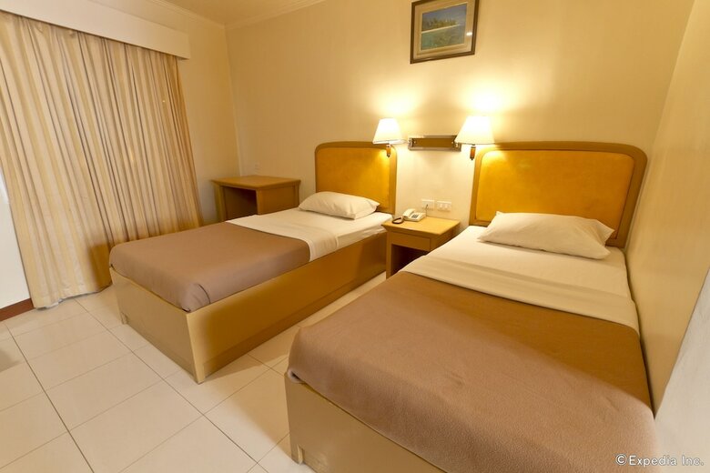 Diplomat Hotel