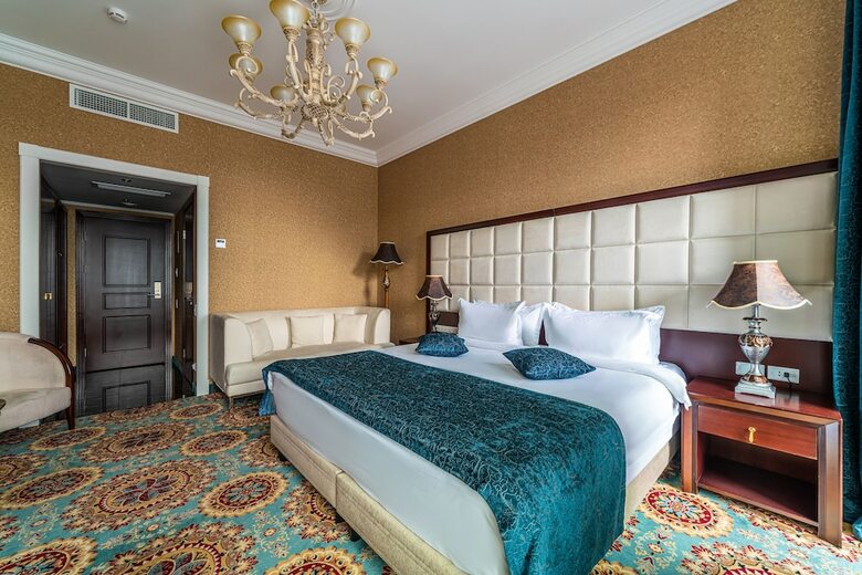 Hotel Nevskiy Eclectic By Akyan