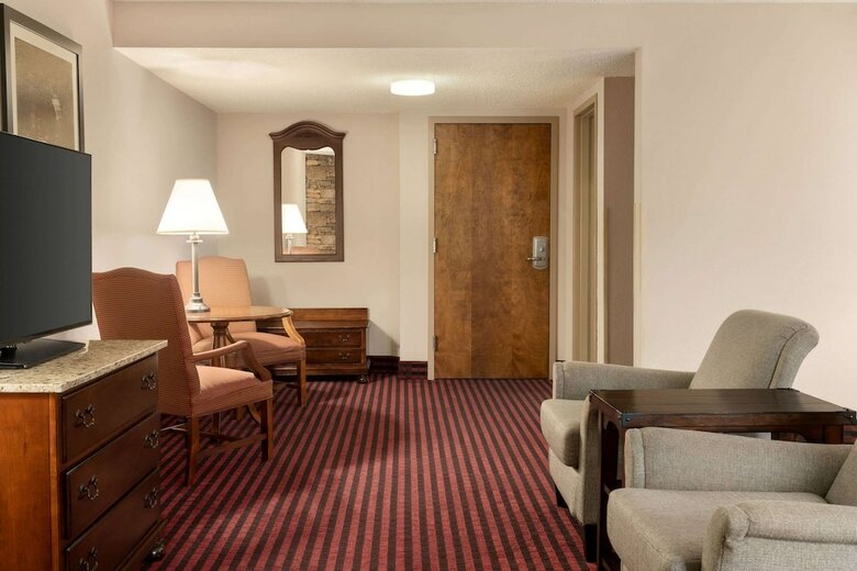 Hotel Ramada By Wyndham Pigeon Forge North
