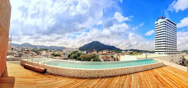 Ecoloft Hotel