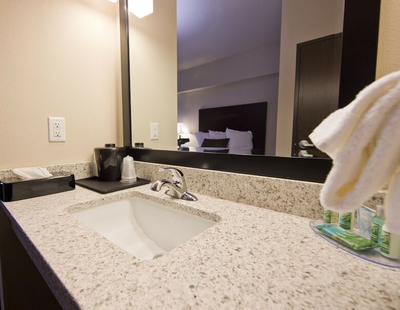 Hotel Cobblestone Inn & Suites - Boone