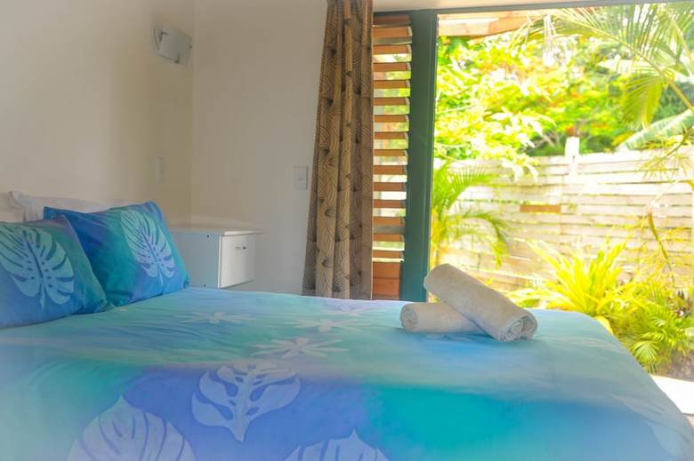 Villa Dorothy's Muri Beach Bungalows