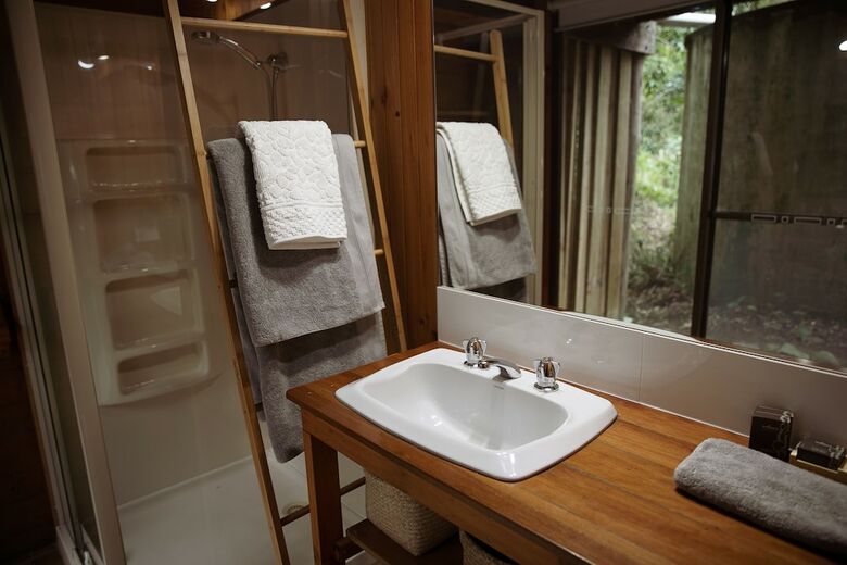 Cabana The Treehouse