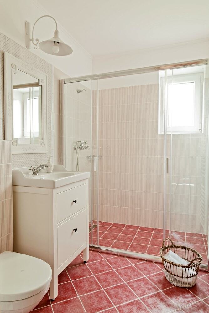 Barackvir�g Apartmanh�z