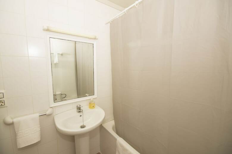 Apartamentos Center Plaza Figueres