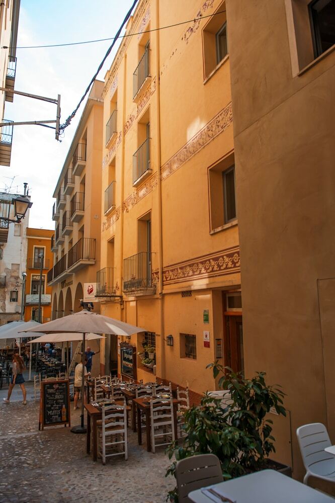 Apartamentos Center Plaza Figueres