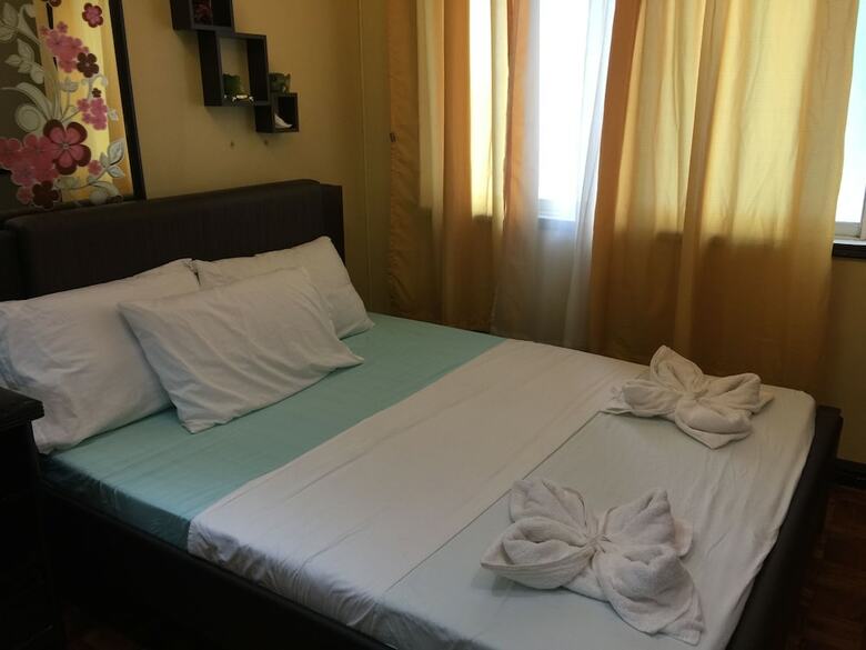 Hotel Ofw At Crowne Bay Tower