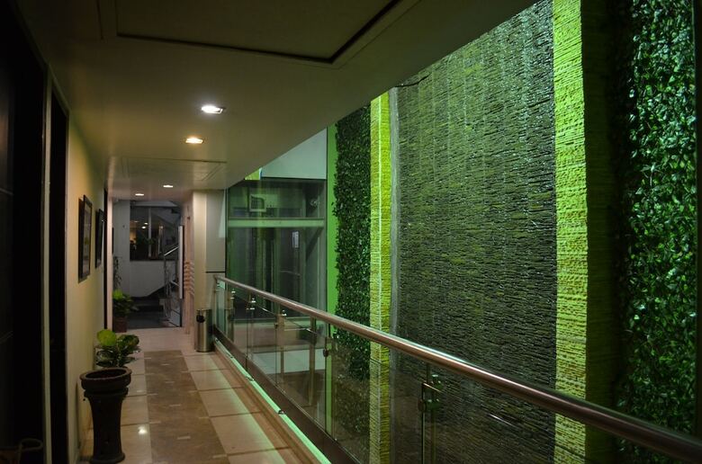 Hotel Woodapple Residency