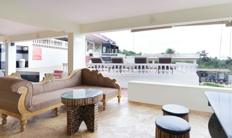 Hotel Treebo Aarya Boulevard