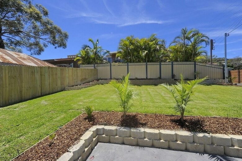 Tomaree Road, 16, The Tomaree