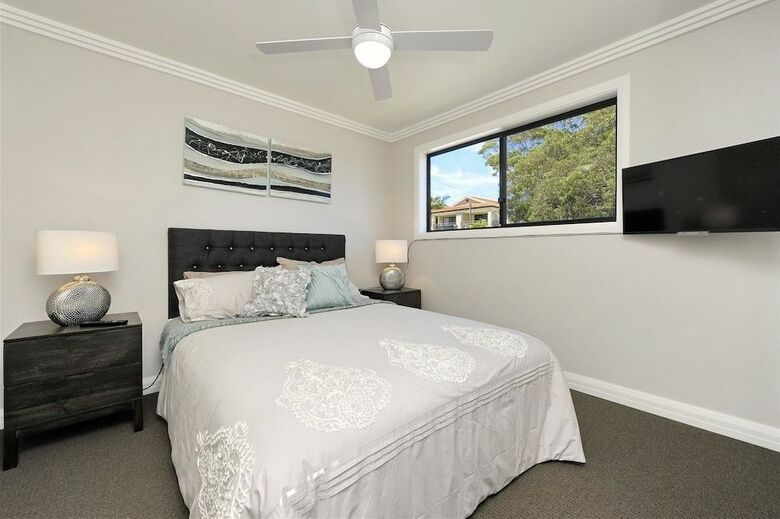Tomaree Road, 16, The Tomaree