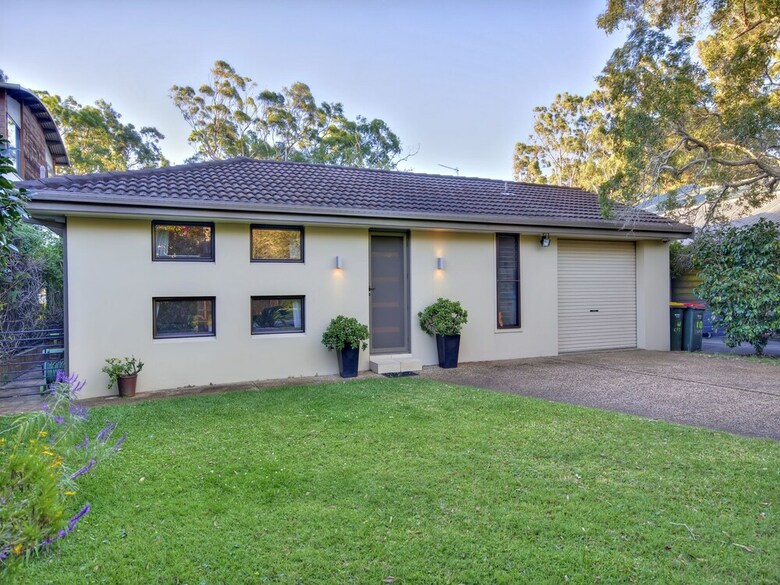Sea Pearl, 10 Corlette Point Road