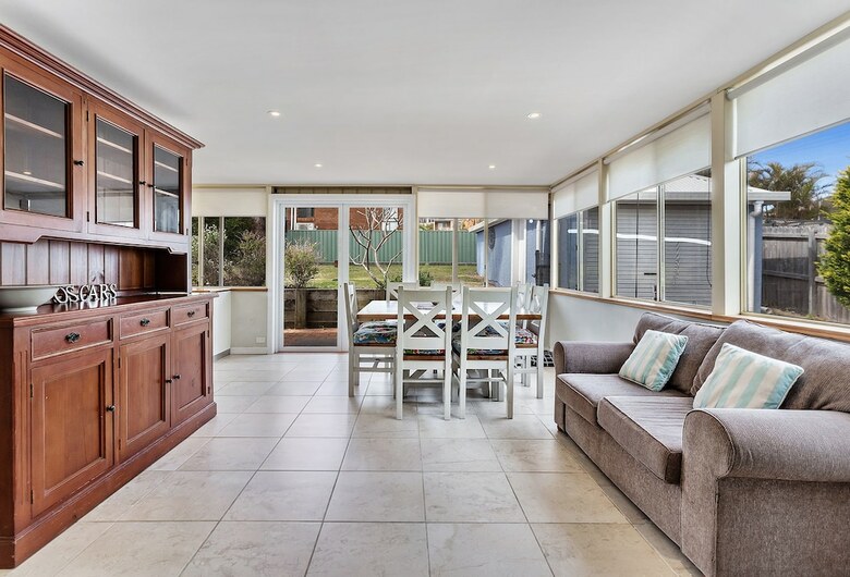 Tomaree Road, 14, Oscars Pet Friendly Beach House