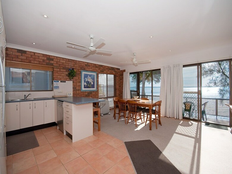 Apartamentos Crystal Waters, 2/79 Foreshore Drive