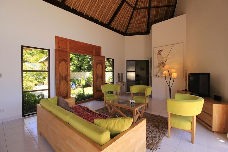 Kembali Villa