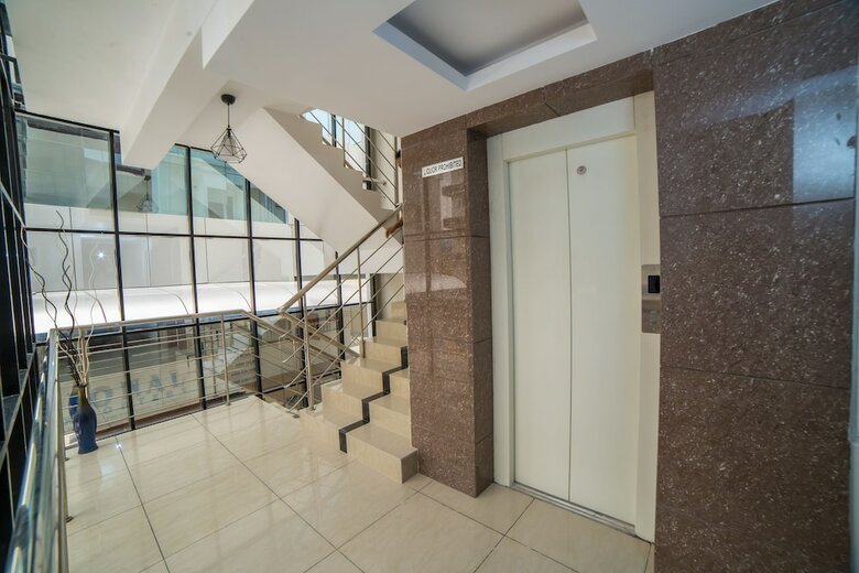 Hotel South Gate Residency