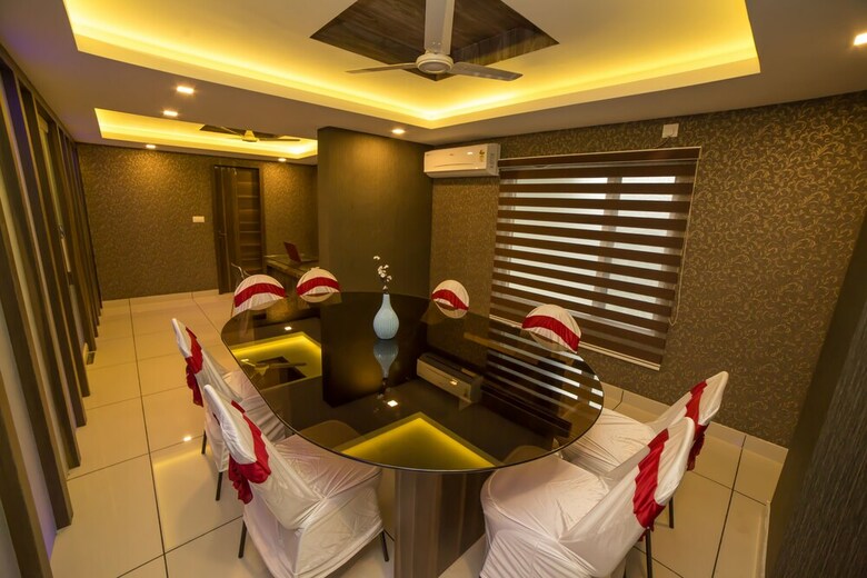 Hotel South Gate Residency