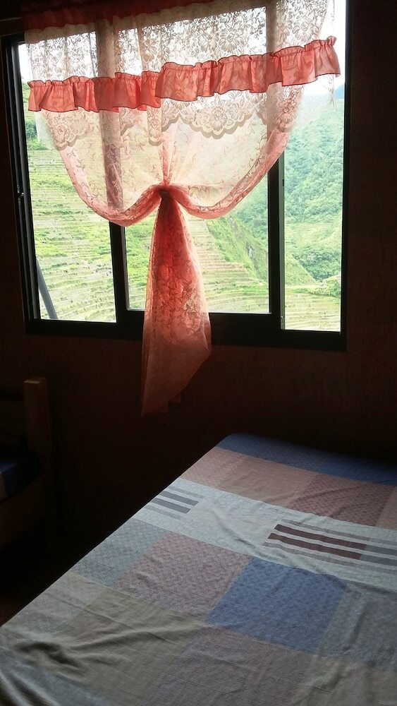 Hotel Ramons Native Homestay And Restaurant